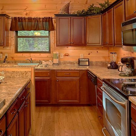 Four Seasons Holiday Home Gatlinburg Eksteriør bilde